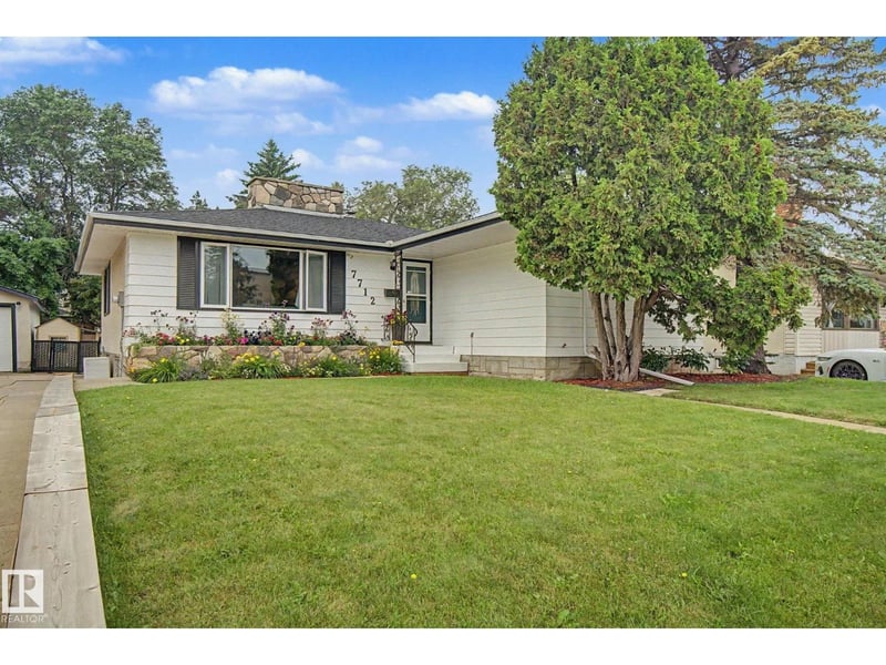 7712 159 ST NW, Edmonton, Alberta, T5R2C8, Edmonton, Alberta — photo 1 of 5