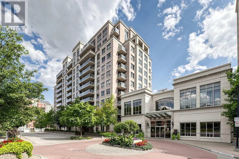 #210 39 Galleria Parkway, Markham (Commerce Valley), Ontario, L3T0A6, Markham (Commerce Valley), Ontario — photo 1 of 5