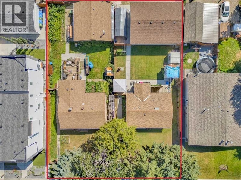 6127 33 Avenue Northwest, Calgary, Alberta, T3B1K6, Calgary, Alberta — photo 1 of 5