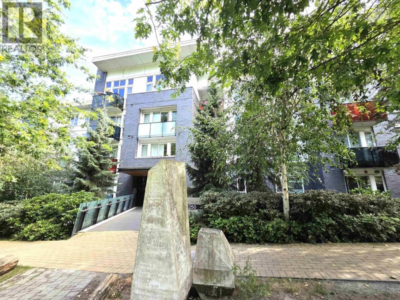 #111 9250 UNIVERSITY HIGH Street, Burnaby, British Columbia, V5A0B3, Burnaby, British Columbia — photo 1 of 5