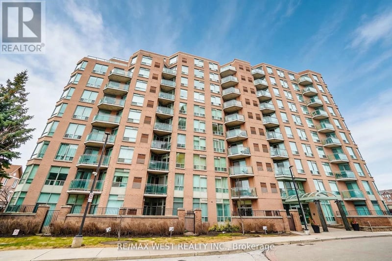 #309 190 Manitoba Street, Toronto (Mimico), Ontario, M8Y3Y8, Toronto (Mimico), Ontario — photo 1 of 5