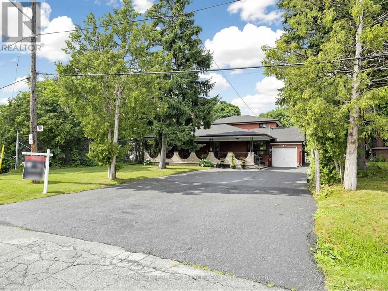 76 Westona Street, Toronto (Humber Heights), Ontario, M9P2Y3, Toronto (Humber Heights), Ontario — photo 1 of 5