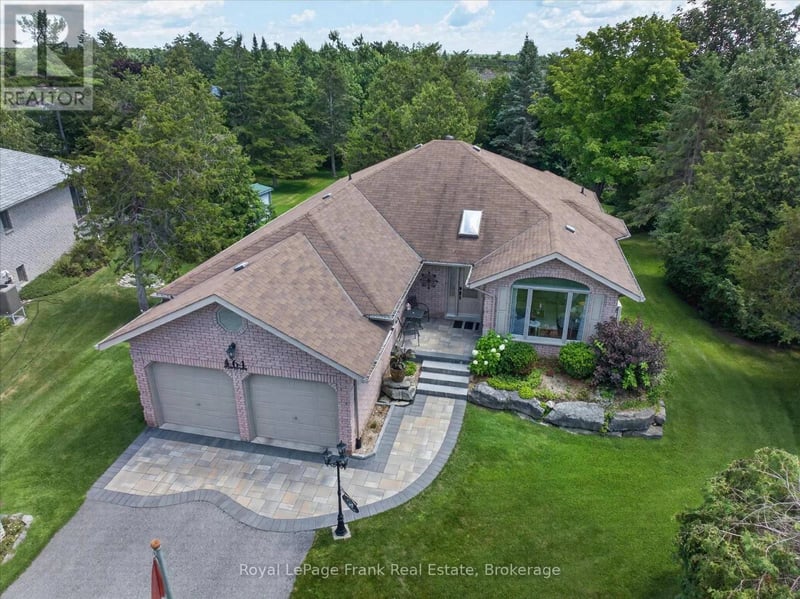 64 Island Bay Drive, Kawartha Lakes (Bobcaygeon), Ontario, K0M1A0, Kawartha Lakes (Bobcaygeon), Ontario — photo 1 of 5