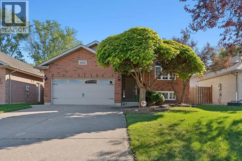 1162 BANWELL Road, Windsor, Ontario, N8P1J2, Windsor, Ontario — photo 1 of 5