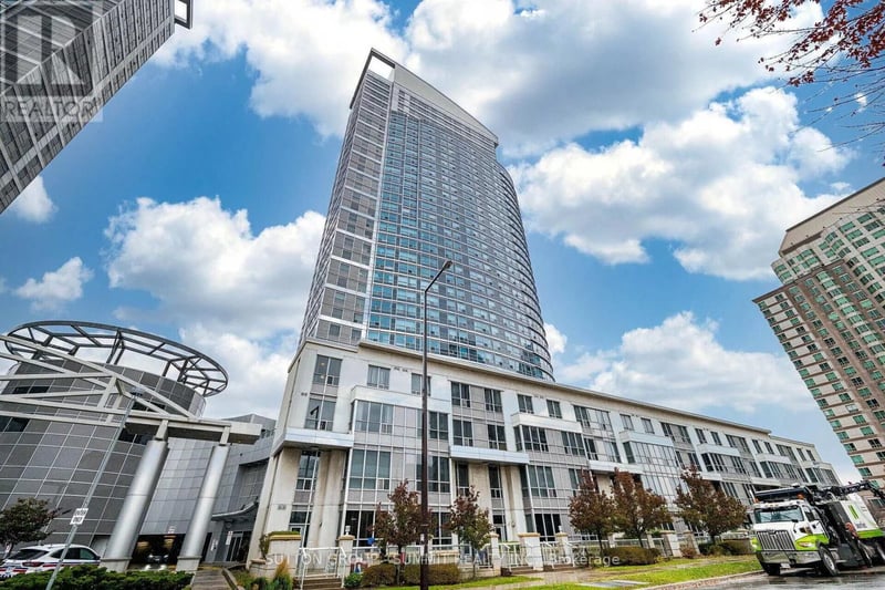 #2605 38 Lee Centre Drive, Toronto (Woburn), Ontario, M1H3J7, Toronto (Woburn), Ontario — photo 1 of 5