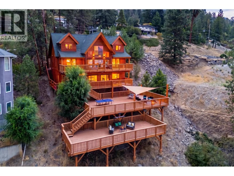 1469 Vancouver Road, West Kelowna, British Columbia, V1Z2X6, West Kelowna, British Columbia — photo 1 of 5