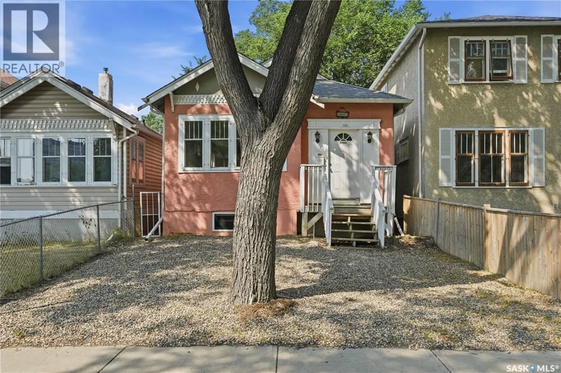 2038 Toronto STREET, Regina, Saskatchewan, S4P1N1, Regina, Saskatchewan — photo 1 of 5