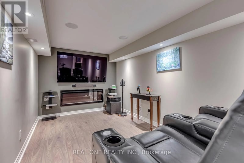 4201 Prudham Avenue, Burlington (Alton), Ontario, L7M0N1, Burlington (Alton), Ontario — photo 1 of 5