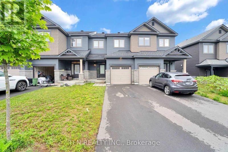 20 Atop Lane, Ottawa, Ontario, K1X0H2, Ottawa, Ontario — photo 1 of 5