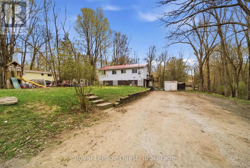 7476 Ash Crescent, Ramara, Ontario, L0K2B0, Ramara, Ontario — photo 1 of 5