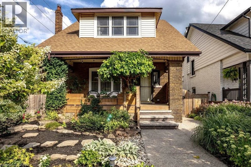 57 BALSAM Avenue South, Hamilton, Ontario, L8M3B2, Hamilton, Ontario — photo 1 of 5