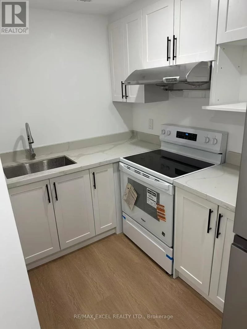 #Bsmt 145 Cabin Trail Crescent, Whitchurch-Stouffville (Stouffville), Ontario, L4A0S7, Whitchurch-Stouffville (Stouffville), Ontario — photo 1 of 5
