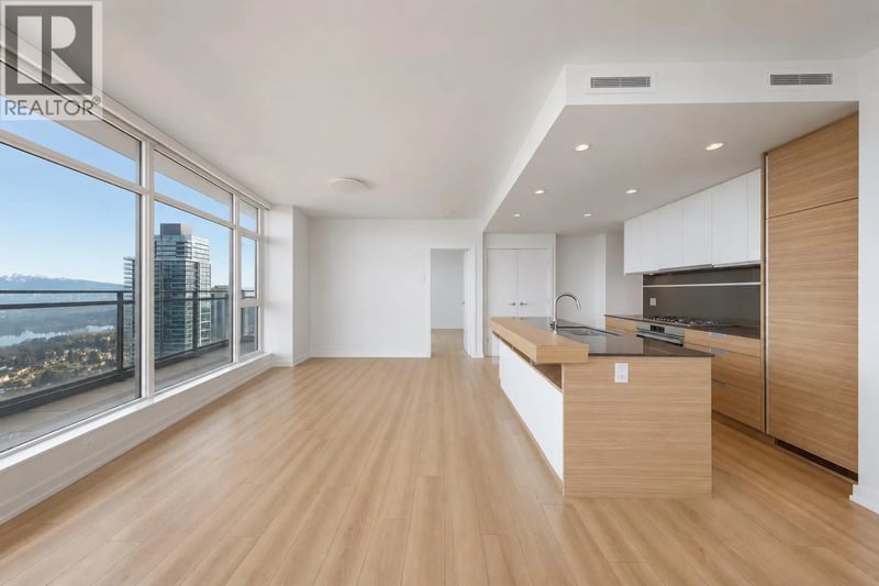 #3503 4688 KINGSWAY, Burnaby, British Columbia, V5H0E9, Burnaby, British Columbia — photo 1 of 5