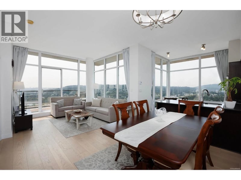 #3704 2980 ATLANTIC Avenue, Coquitlam, British Columbia, V3B0G2, Coquitlam, British Columbia — photo 1 of 5