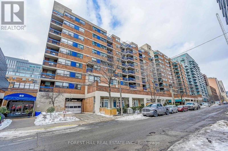#728 60 St. Patrick Street, Toronto (Kensington-Chinatown), Ontario, M5T2X5, Toronto (Kensington-Chinatown), Ontario — photo 1 of 5