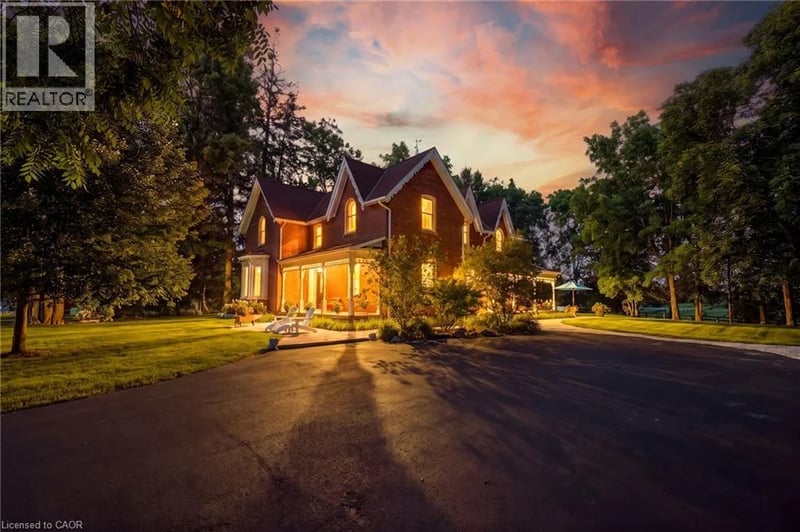 5515 BLIND Line, Burlington, Ontario, L7P0B1, Burlington, Ontario — photo 1 of 5