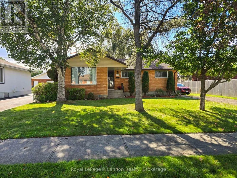 141 Cherry Lane, Thunder Bay (Forest Park), Ontario, P7B4W5, Thunder Bay (Forest Park), Ontario — photo 1 of 5