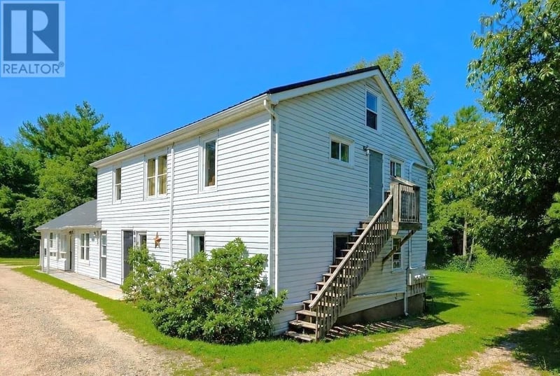 7402 3 Highway, Martins River, Nova Scotia, B0J2E0, Martins River, Nova Scotia — photo 1 of 5