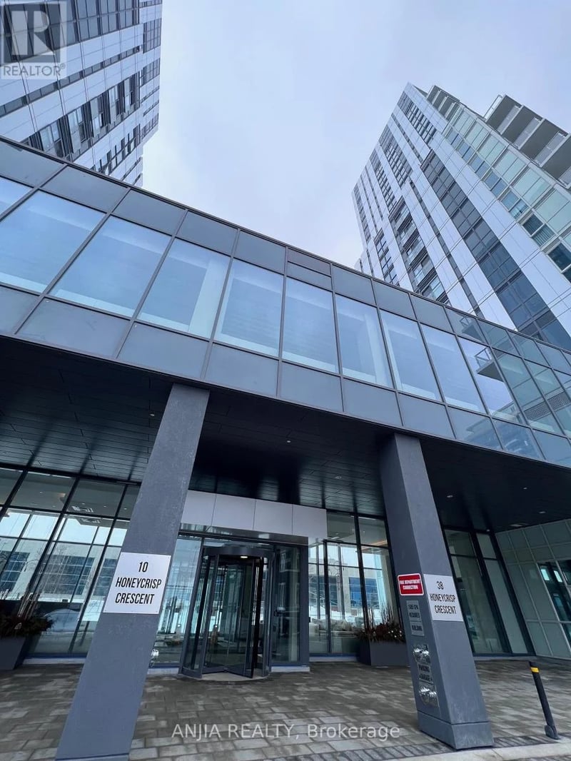 #603 38 Honeycrisp Crescent, Vaughan (Vaughan Corporate Centre), Ontario, L4K0M8, Vaughan (Vaughan Corporate Centre), Ontario — photo 1 of 5