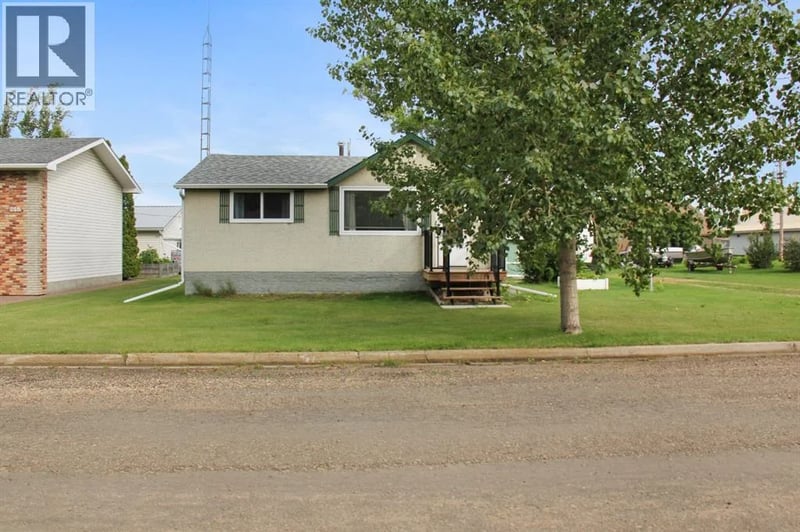 216 Sanden Street, Bawlf, Alberta, T0B0J0, Bawlf, Alberta — photo 1 of 5