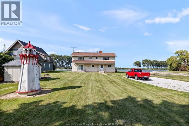 21240 DOCKSIDE, Tilbury North, Ontario, N0P1L0, Tilbury North, Ontario — photo 1 of 5
