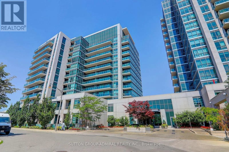 #1413 35 Brian Peck Crescent, Toronto (Thorncliffe Park), Ontario, M4G0A5, Toronto (Thorncliffe Park), Ontario — photo 1 of 5