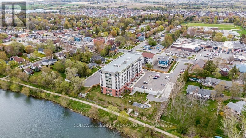 #502 64 Queen Street South, New Tecumseth (Tottenham), Ontario, L0G1W0, New Tecumseth (Tottenham), Ontario — photo 1 of 5
