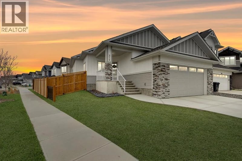 315 Monterey Place Southeast, High River, Alberta, T1V0H6, High River, Alberta — photo 1 of 5