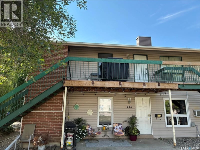 44B NOLLET AVENUE, Regina, Saskatchewan, S4T7P9, Regina, Saskatchewan — photo 1 of 5
