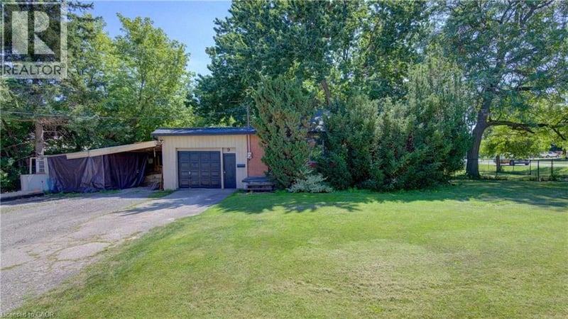 9 ROTHSAY Avenue, Kitchener, Ontario, N2B3A2, Kitchener, Ontario — photo 1 of 5