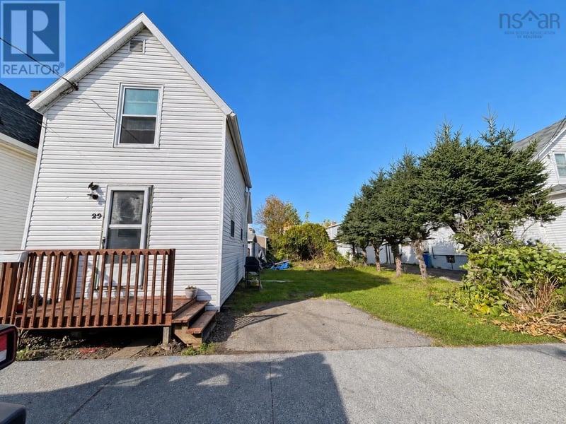 29 Essex Street, Sydney, Nova Scotia, B1P1C5, Sydney, Nova Scotia — photo 1 of 5