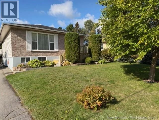 231 Hutchison Drive, Miramichi, New Brunswick, E1V6C1, Miramichi, New Brunswick — photo 1 of 5