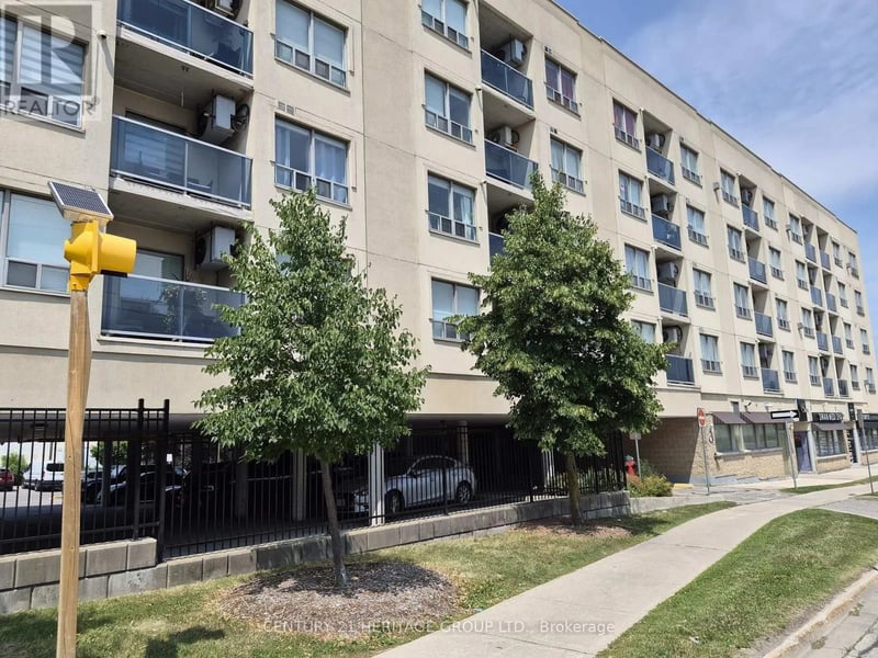 #513 160 Wellington Street, Aurora (Aurora Village), Ontario, L4G1J3, Aurora (Aurora Village), Ontario — photo 1 of 5