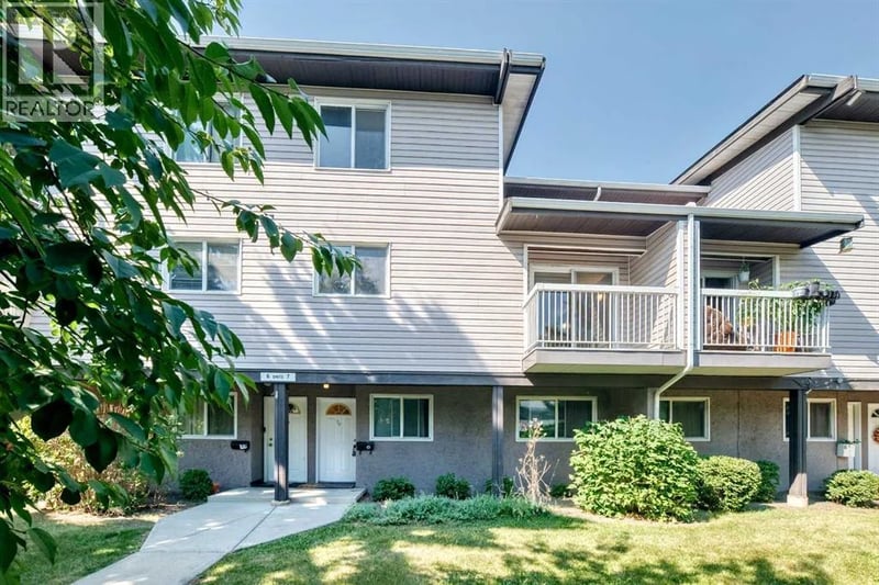 3800 Fonda Way Southeast, Calgary, Alberta, T2A6G2, Calgary, Alberta — photo 1 of 5