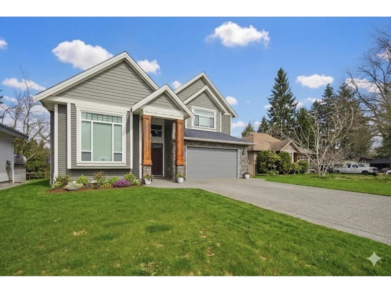 32141 HILLCREST Avenue, Mission, British Columbia, V2V1L3, Mission, British Columbia — photo 1 of 5
