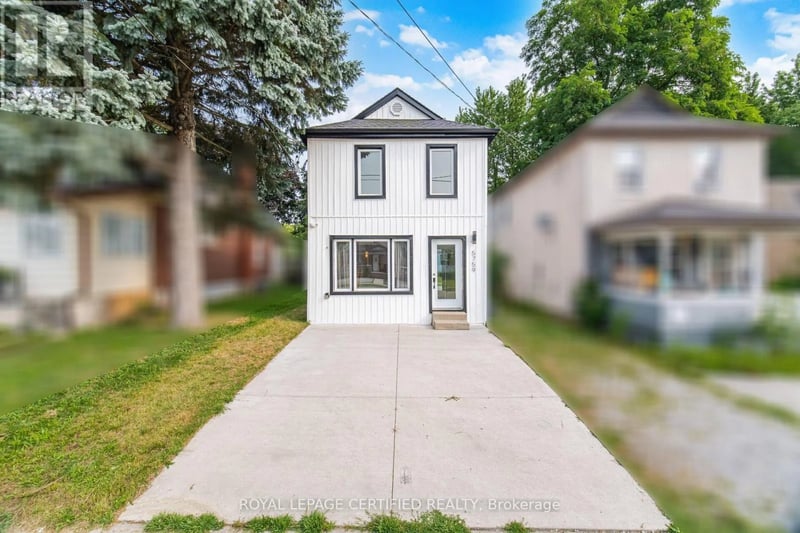 5759 Robinson Street, Niagara Falls (Dorchester), Ontario, L2G2B3, Niagara Falls (Dorchester), Ontario — photo 1 of 5