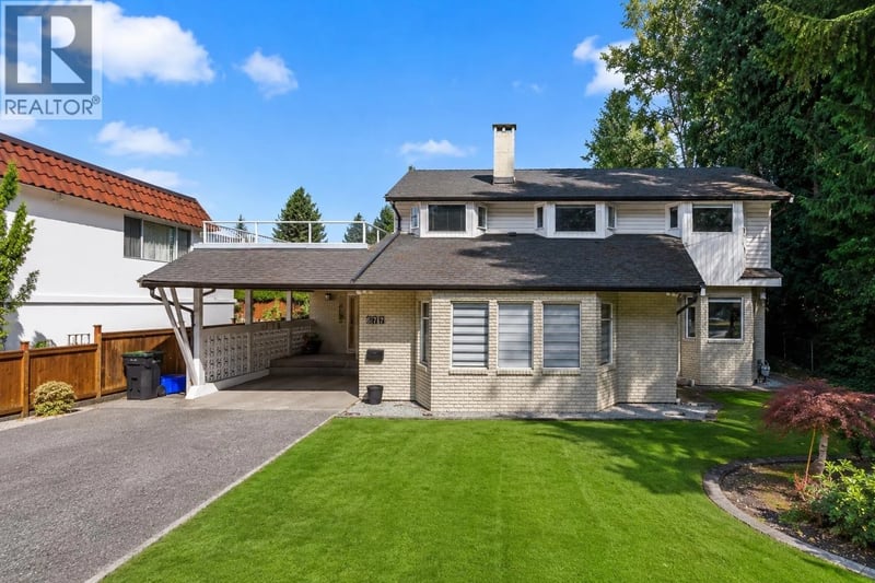 677 GATENSBURY Street, Coquitlam, British Columbia, V3J5G9, Coquitlam, British Columbia — photo 1 of 5