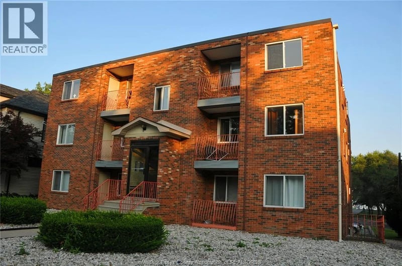 #203 3044 SANDWICH, Windsor, Ontario, N9C1A4, Windsor, Ontario — photo 1 of 5