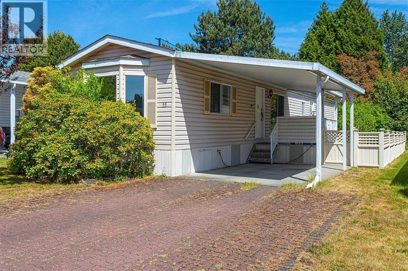#23 7583 Central Saanich Road, Central Saanich, British Columbia, V8M2B6, Central Saanich, British Columbia — photo 1 of 5