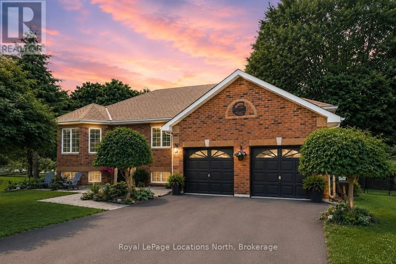 7 Coles Court, Wasaga Beach, Ontario, L9Z1H5, Wasaga Beach, Ontario — photo 1 of 5