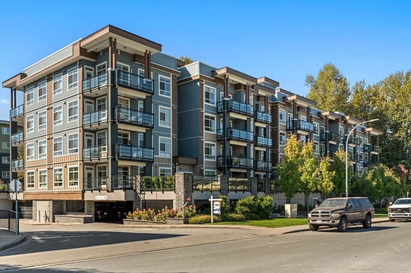 45562 45562 AIRPORT ROAD, Chilliwack Proper South, Chilliwack, British Columbia, V2P0J8, Chilliwack, British Columbia — photo 1 of 5