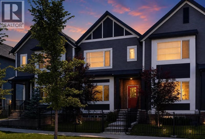 1079 Lanark Boulevard Southeast, Airdrie, Alberta, T4A3M9, Airdrie, Alberta — photo 1 of 5