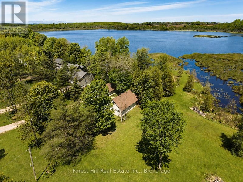 523583 12 Corners, West Grey, Ontario, N0C1H0, West Grey, Ontario — photo 1 of 5