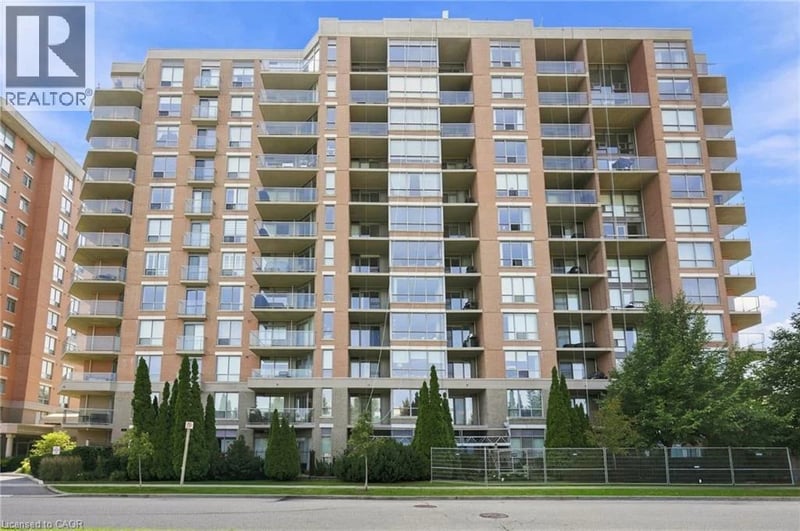 #301 1150 PARKWEST Place, Mississauga, Ontario, L5E3K4, Mississauga, Ontario — photo 1 of 5