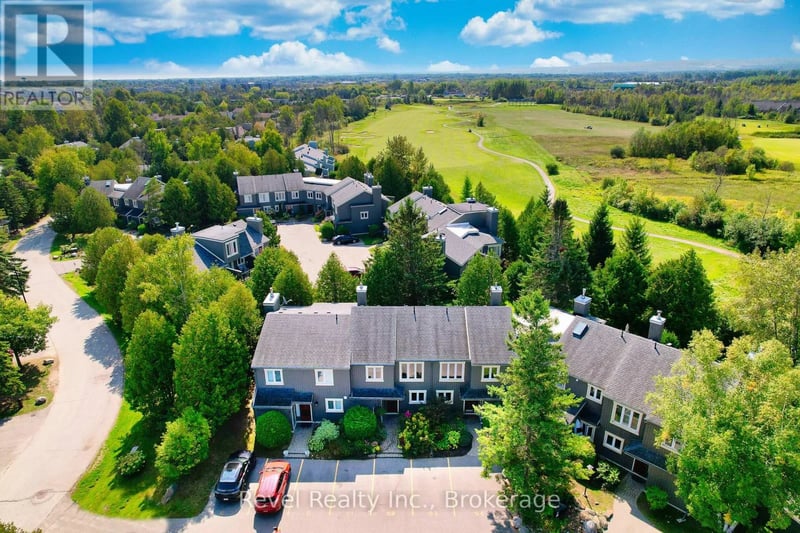 #51 145 Fairway Crescent, Collingwood, Ontario, L9Y5B4, Collingwood, Ontario — photo 1 of 5