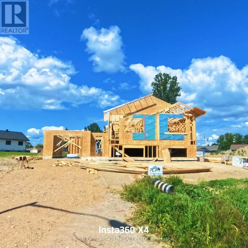 12 Eddy Crescent, Pembroke, Ontario, K8A0M1, Pembroke, Ontario — photo 1 of 5