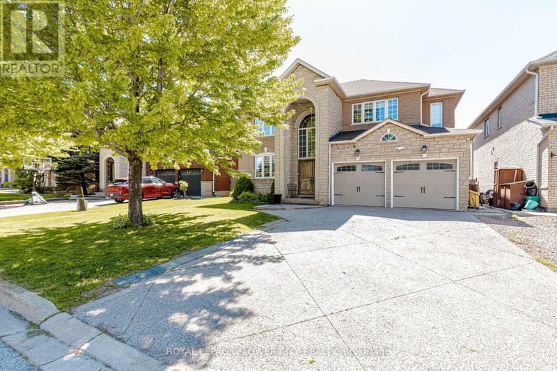 1058 Agram Drive, Oakville (JC Joshua Creek), Ontario, L6H7L6, Oakville (JC Joshua Creek), Ontario — photo 1 of 5