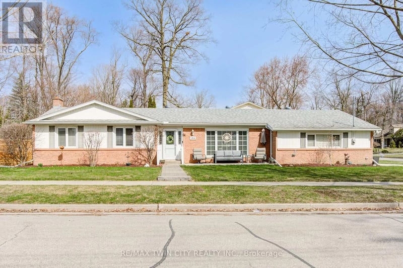 186 Shuh Avenue, Kitchener, Ontario, N2A1H6, Kitchener, Ontario — photo 1 of 5