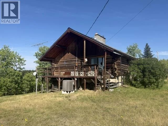 1095 ISNARDY Road, Williams Lake, British Columbia, V2G4W9, Williams Lake, British Columbia — photo 1 of 5