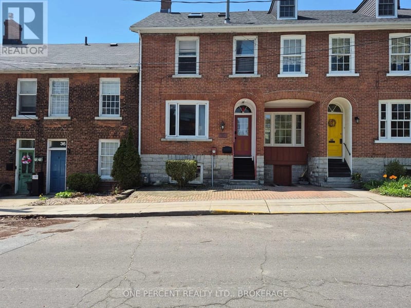 38 Lower Union Street, Kingston (Central City East), Ontario, K7L2M9, Kingston (Central City East), Ontario — photo 1 of 5